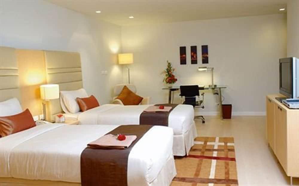 The Tivoli Hotel Bangkok Kültér fotó
